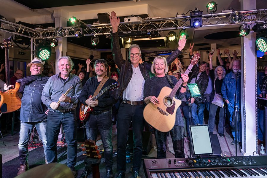 Live mit Sixty. Oldies, Rock, Pop am 09.01.26 in der Klangbar Bergedorf